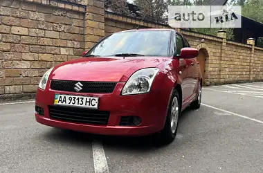 Suzuki Swift 2005 - пробег 213 тыс. км