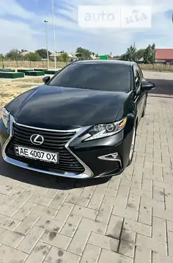 Lexus ES 2016 - пробіг 186 тис. км