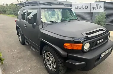 Toyota FJ Cruiser 2013 - пробіг 156 тис. км