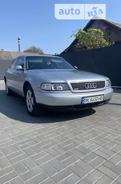 Audi A8 1997 - пробег 455 тыс. км