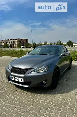 Lexus IS 2012 - пробіг 172 тис. км