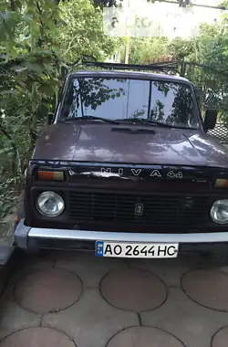 ВАЗ / Lada 21213 Niva 2005 - пробіг 100 тис. км