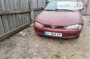 Mitsubishi Colt 1998 - пробіг 300 тис. км