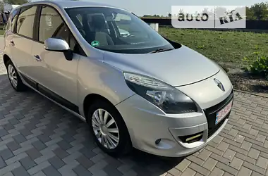 Renault Scenic 2009 - пробег 253 тыс. км