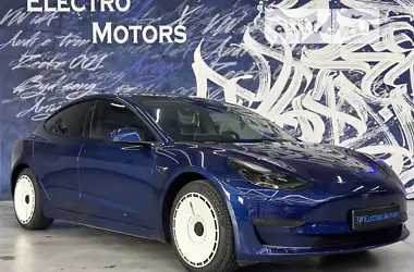 Tesla Model 3 2021 - пробіг 88 тис. км