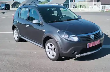 Dacia Sandero StepWay 2011 - пробіг 117 тис. км