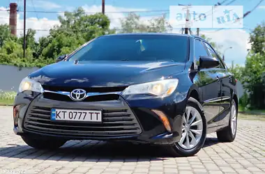 Toyota Camry 2015 - пробіг 150 тис. км