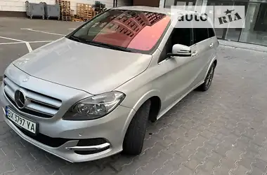 Mercedes-Benz B-Class 2015 - пробіг 67 тис. км