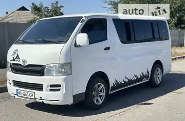 Toyota Hiace 2006 - пробіг 212 тис. км