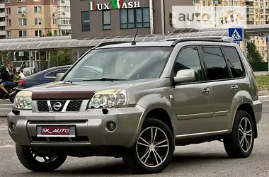 Nissan X-Trail 2005 - пробег 296 тыс. км