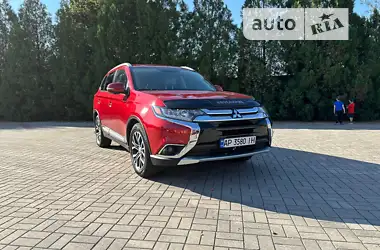 Mitsubishi Outlander 2018 - пробег 124 тыс. км