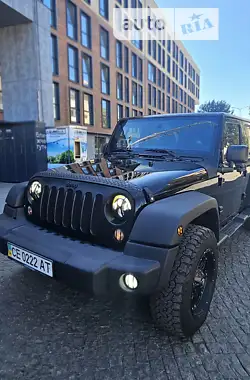 Jeep Wrangler 2014 - пробіг 197 тис. км