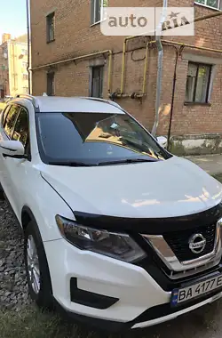 Nissan Rogue 2017 - пробіг 126 тис. км