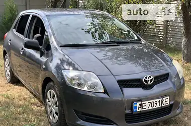 Toyota Auris 2007 - пробіг 201 тис. км