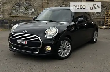 MINI Hatch 2015 - пробег 153 тыс. км