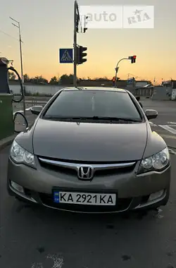 Honda Civic 2008 - пробег 262 тыс. км