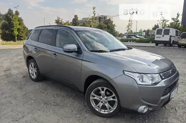 Mitsubishi Outlander 2012 - пробіг 206 тис. км