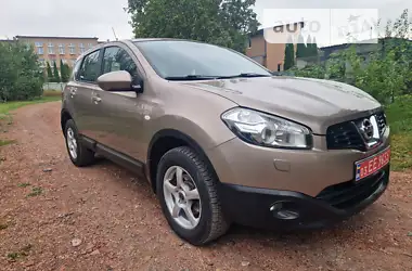 Nissan Qashqai 2010 - пробег 203 тыс. км