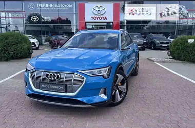 Audi e-tron 2019 - пробіг 28 тис. км