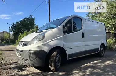 Renault Trafic 2013 - пробег 318 тыс. км