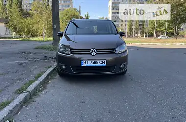 Volkswagen Touran 2012 - пробіг 208 тис. км