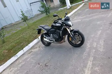 Honda CB 600F Hornet 2007 - пробег 38 тыс. км