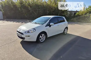 Fiat Grande Punto 2012 - пробег 103 тыс. км