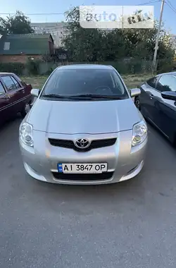 Toyota Auris 2008 - пробег 106 тыс. км