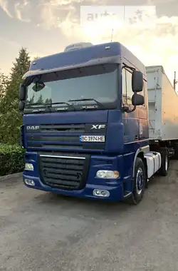 DAF XF 105 XF105.460 ADR 2008 - пробег 988 тыс. км