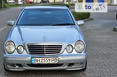 Mercedes-Benz E-Class 2001 - пробег 362 тыс. км