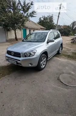 Toyota RAV4 2006 - пробіг 205 тис. км