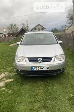 Volkswagen Touran 2006 - пробіг 249 тис. км