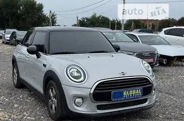 MINI Hatch 2019 - пробіг 51 тис. км