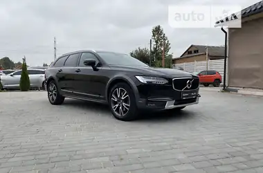 Volvo V90 Cross Country 2018 - пробіг 145 тис. км