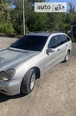 Mercedes-Benz C-Class 2002 - пробіг 300 тис. км