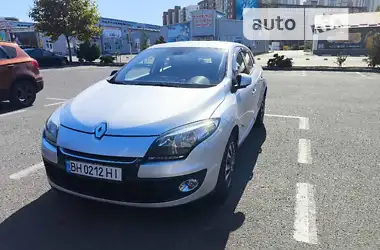 Renault Megane 2013 - пробіг 240 тис. км