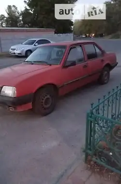 Opel Ascona 1987 - пробіг 100 тис. км