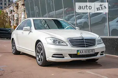 Mercedes-Benz S-Class 2012 - пробег 137 тыс. км