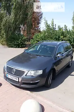 Volkswagen Passat 2009 - пробег 269 тыс. км