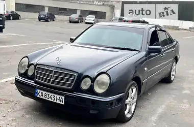 Mercedes-Benz E-Class 1998 - пробіг 260 тис. км