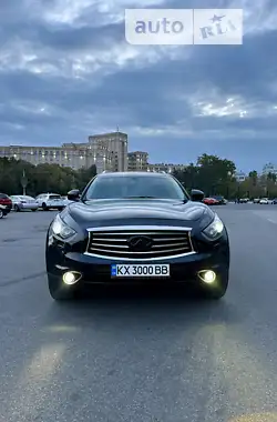 Infiniti FX 37 2011 - пробег 198 тыс. км