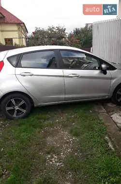 Ford Fiesta 2011 - пробег 121 тыс. км