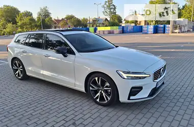 Volvo V60 2020 - пробіг 279 тис. км