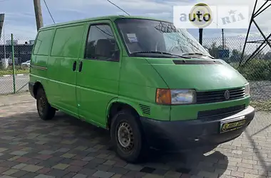 Volkswagen Transporter 2001 - пробег 331 тыс. км