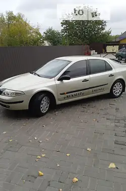 Renault Laguna 2001 - пробіг 202 тис. км