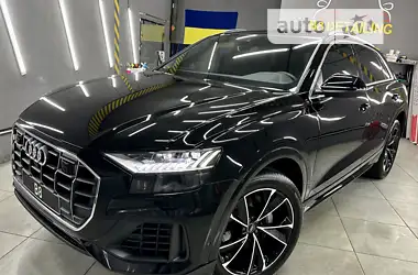 Audi Q8 2021 - пробіг 18 тис. км