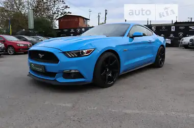 Ford Mustang 2017 - пробег 153 тыс. км