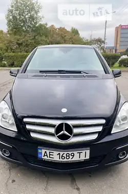 Mercedes-Benz B-Class 2009 - пробіг 241 тис. км