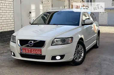 Volvo V50 2011 - пробіг 208 тис. км