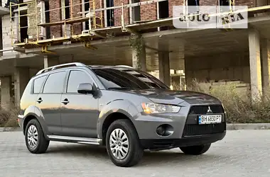 Mitsubishi Outlander 2011 - пробег 97 тыс. км